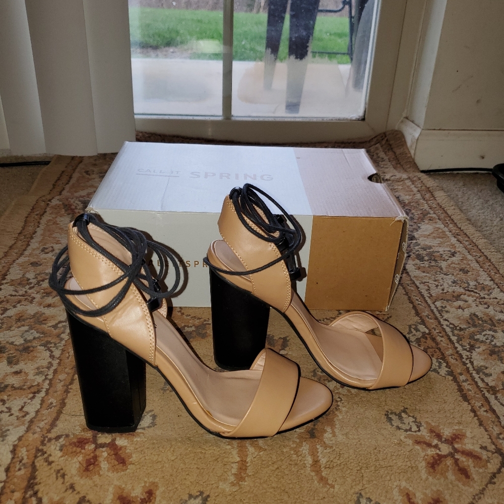 Call it Spring block heels - Picture 3 of 5